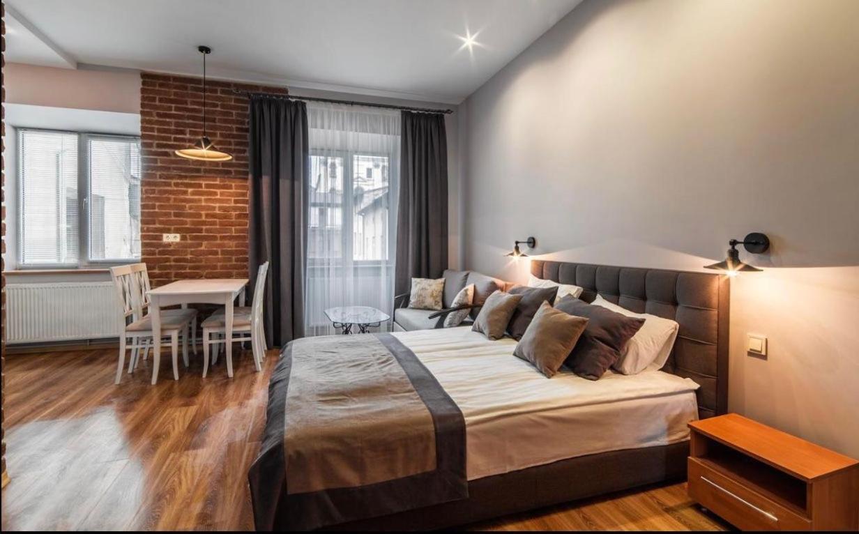 Vip Apartments ! Львов Экстерьер фото